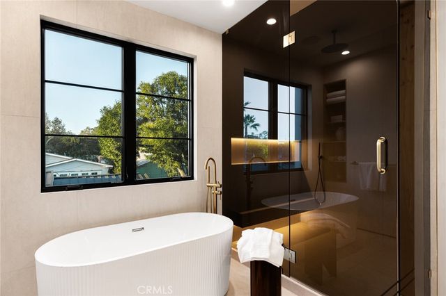 12247 Addison, Valley Village, CA 91607