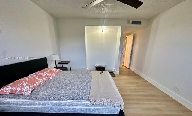 800 NE 195th Street 314, Miami, FL 33179