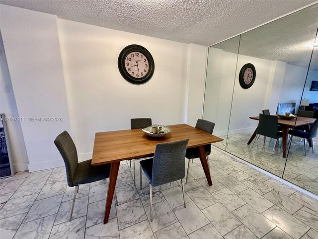 800 NE 195th Street 314, Miami, FL 33179