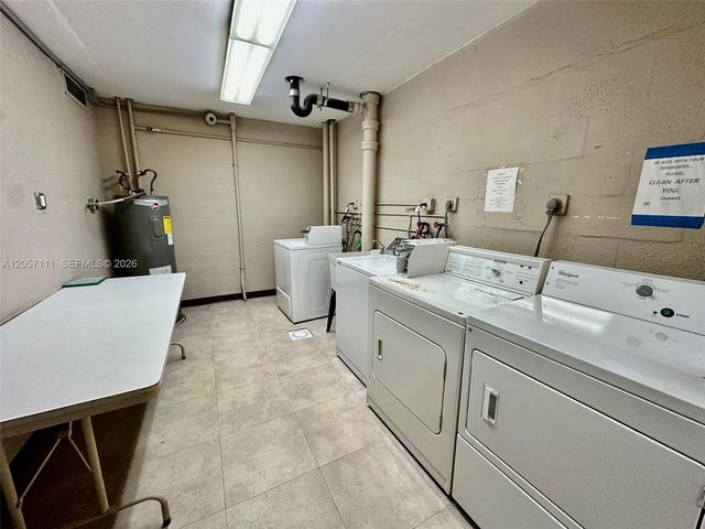 800 NE 195th Street 314, Miami, FL 33179