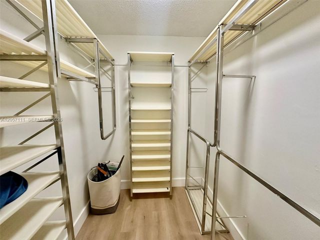 800 NE 195th Street 314, Miami, FL 33179
