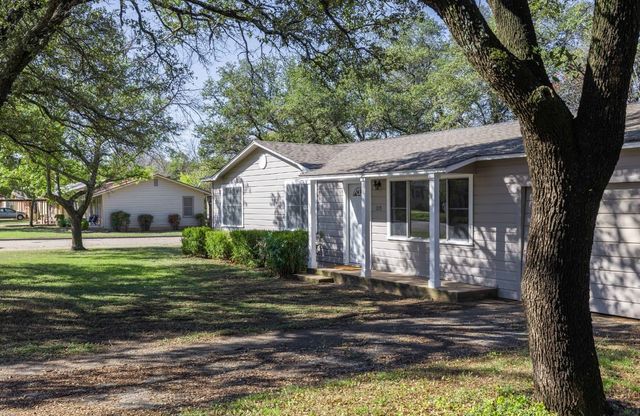 1115 Phillips Drive, Brownwood, TX 76801