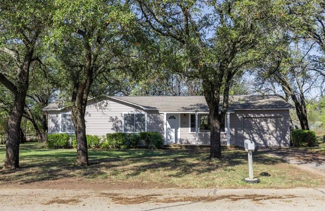 1115 Phillips Drive, Brownwood, TX 76801