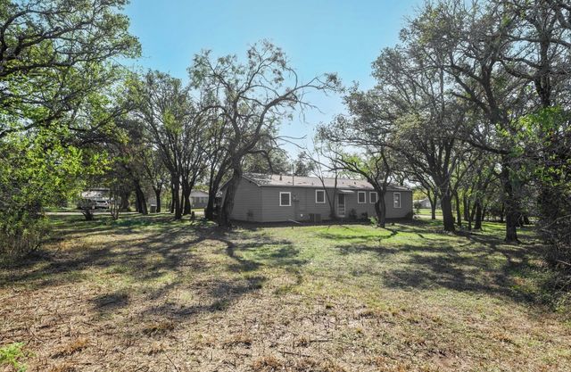 1115 Phillips Drive, Brownwood, TX 76801