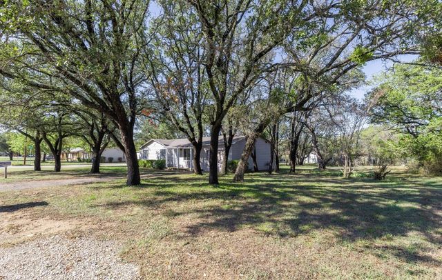 1115 Phillips Drive, Brownwood, TX 76801