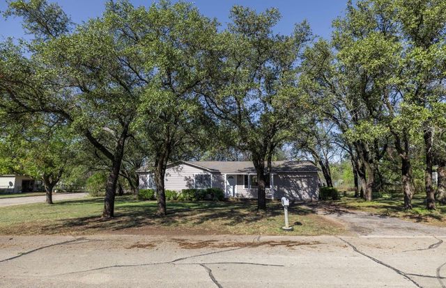 1115 Phillips Drive, Brownwood, TX 76801