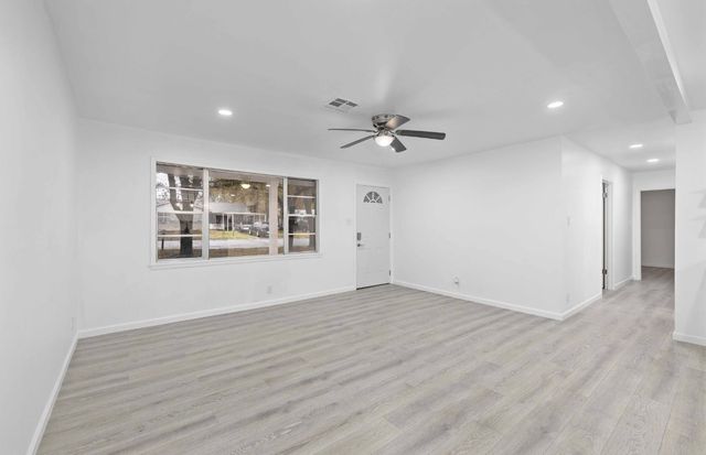 1115 Phillips Drive, Brownwood, TX 76801