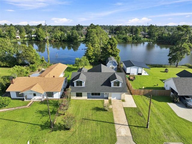 1016 Ann St Street, Westlake, LA 70669