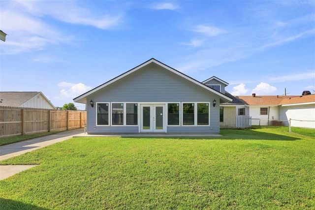 1016 Ann St Street, Westlake, LA 70669
