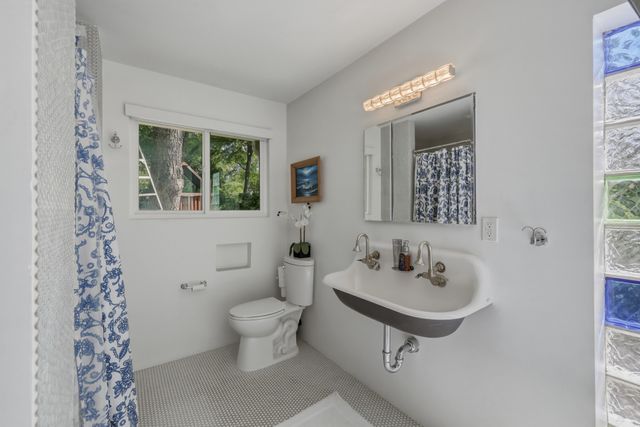 2320 Chart Drive, Dallas, TX 75228