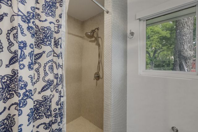 2320 Chart Drive, Dallas, TX 75228