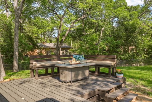 2320 Chart Drive, Dallas, TX 75228