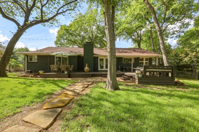 2320 Chart Drive, Dallas, TX 75228