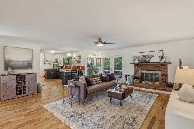 2320 Chart Drive, Dallas, TX 75228