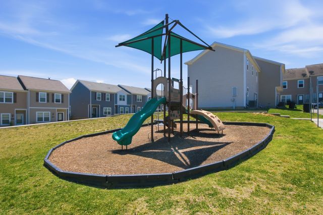 351 David Bolin Dr, La Vergne, TN 37086