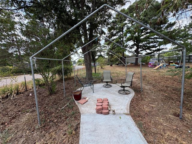 126 & 120 Horseshoe DR, Bastrop, TX 78602