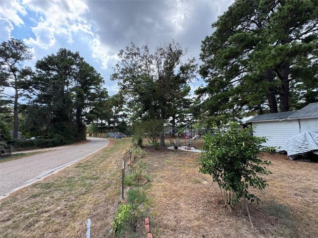 126 & 120 Horseshoe DR, Bastrop, TX 78602
