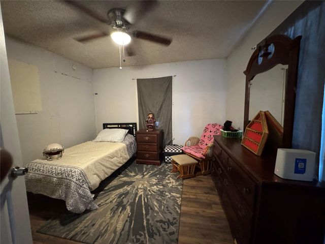 126 & 120 Horseshoe DR, Bastrop, TX 78602