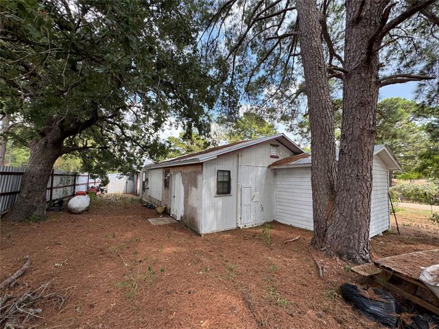 126 & 120 Horseshoe DR, Bastrop, TX 78602