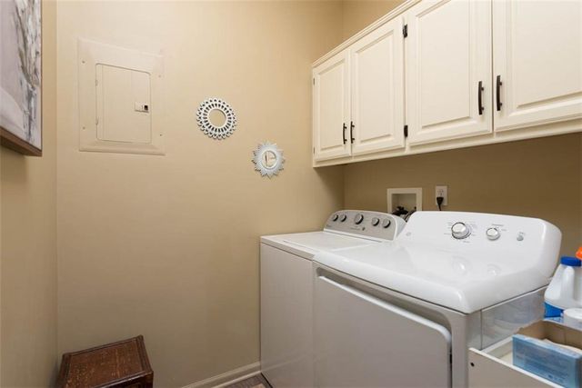 4422 S Davidson Drive, Independence, MO 64055