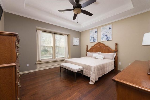 4422 S Davidson Drive, Independence, MO 64055