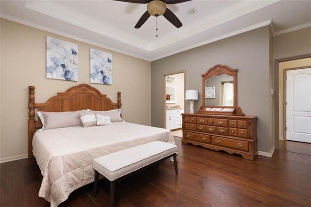 4422 S Davidson Drive, Independence, MO 64055