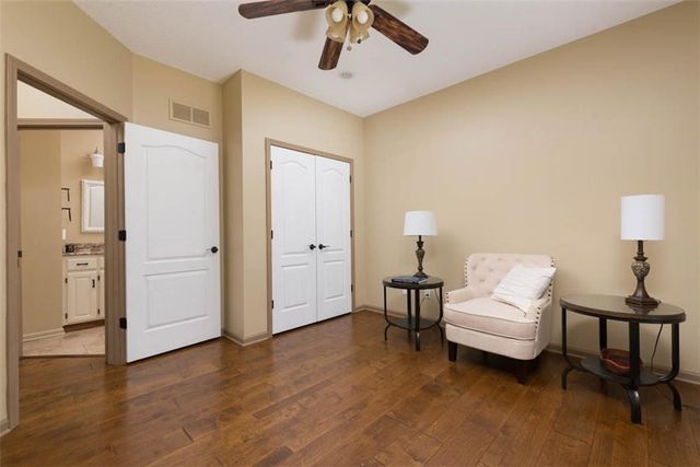 4422 S Davidson Drive, Independence, MO 64055