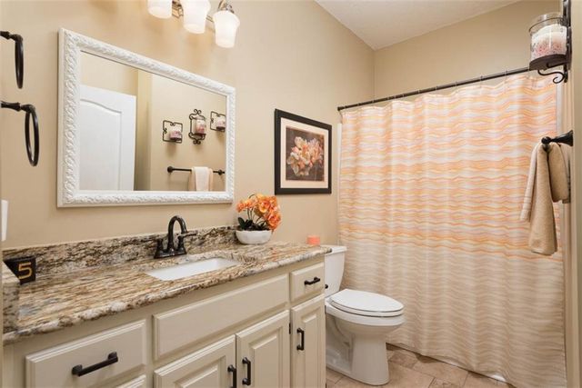 4422 S Davidson Drive, Independence, MO 64055