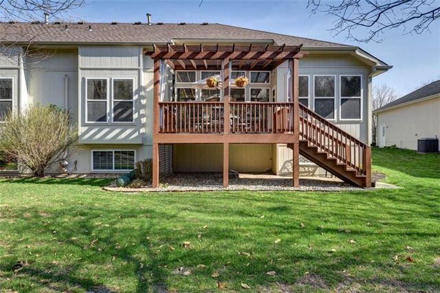 4422 S Davidson Drive, Independence, MO 64055