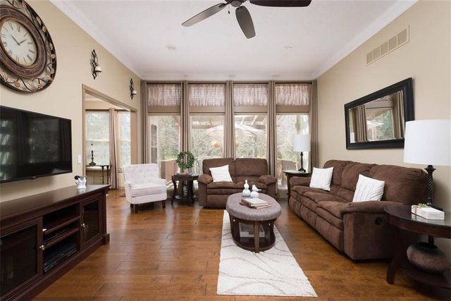 4422 S Davidson Drive, Independence, MO 64055