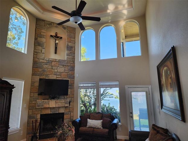 231 Key Largo Loop, Point Blank, TX 77364