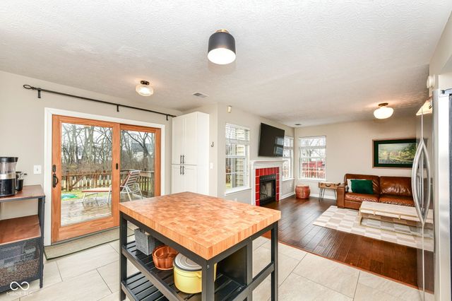 6273 Valleyview Drive, Fishers, IN 46038