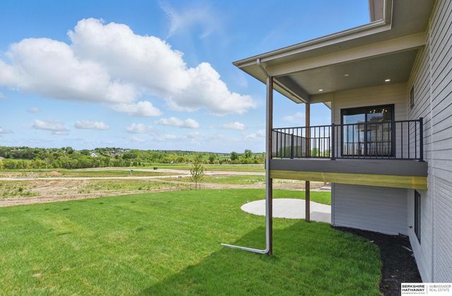10963 S 102nd Street, Papillion, NE 68046