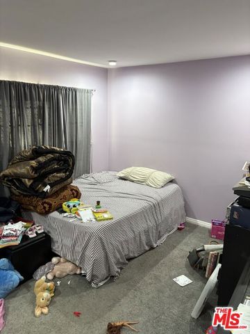 1110 W Vernon Avenue, Los Angeles, CA 90037