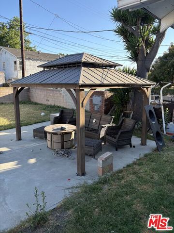 1110 W Vernon Avenue, Los Angeles, CA 90037