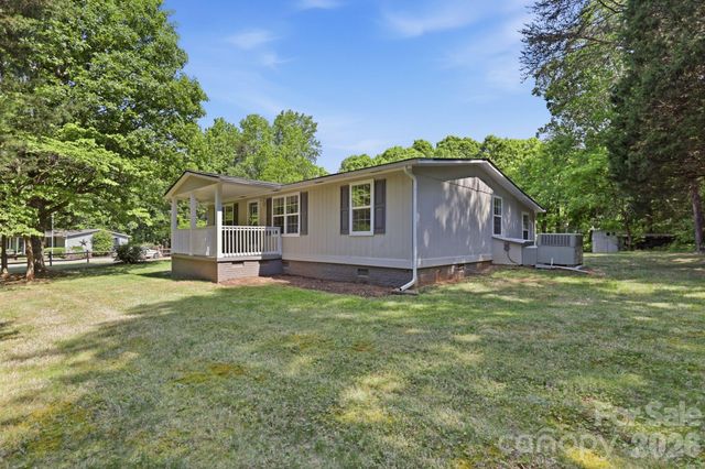 136 Woodridge Lane, Mooresville, NC 28115