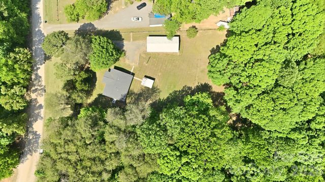 136 Woodridge Lane, Mooresville, NC 28115