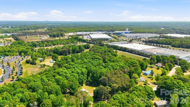 136 Woodridge Lane, Mooresville, NC 28115