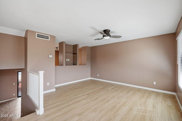 330 S FARMER Avenue 124, Tempe, AZ 85281