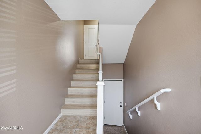 330 S FARMER Avenue 124, Tempe, AZ 85281