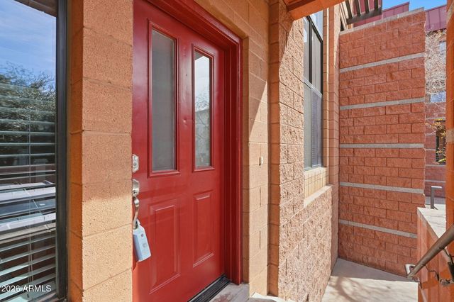 330 S FARMER Avenue 124, Tempe, AZ 85281