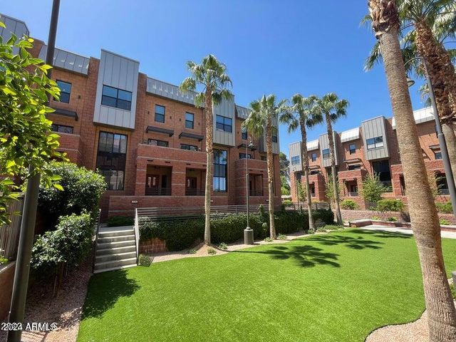 330 S FARMER Avenue 124, Tempe, AZ 85281