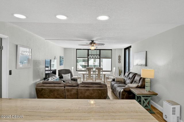 3051 S Atlantic Ave Apt 1005, Daytona Beach Shores, FL 32118