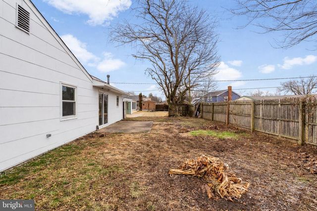 111 HAZELWOOD CIR, Willingboro, NJ 08046