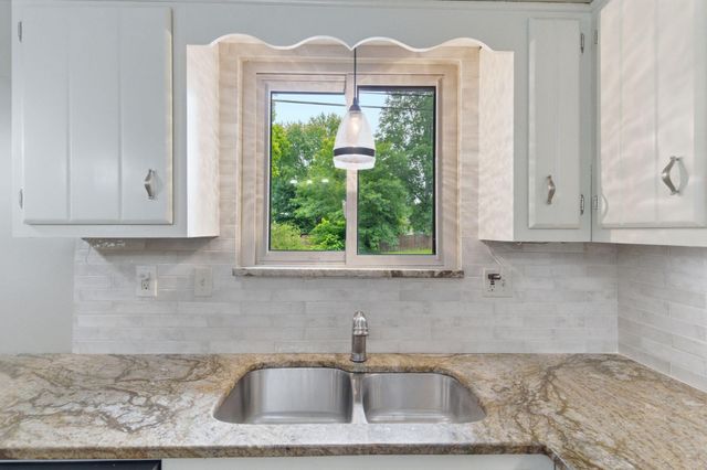 107 Woodlane Circle, Lawrenceburg, KY 40342