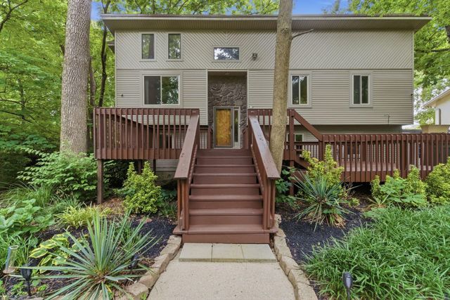 107 Woodlane Circle, Lawrenceburg, KY 40342