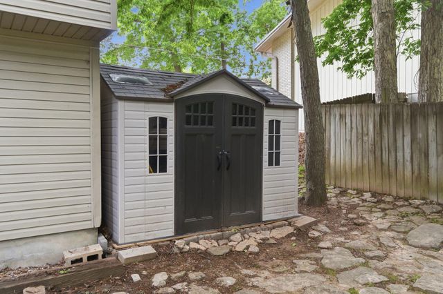 107 Woodlane Circle, Lawrenceburg, KY 40342