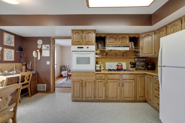 1826 Alameda Street, Roseville, MN 55113