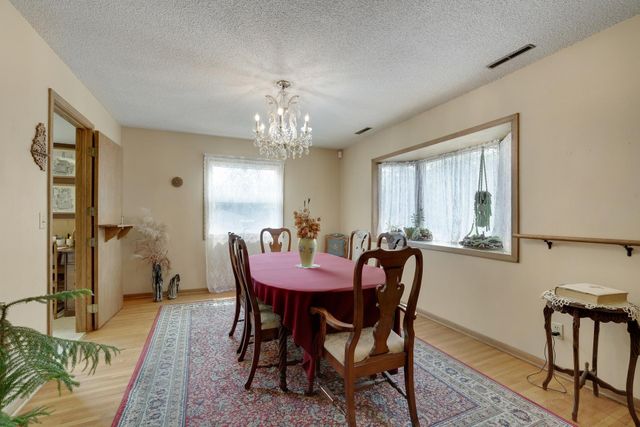 1826 Alameda Street, Roseville, MN 55113