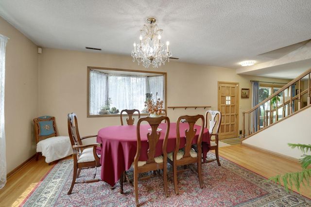 1826 Alameda Street, Roseville, MN 55113